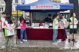 马卡：维尼修斯希望年底就复出，但是皇马要求球员保持耐心